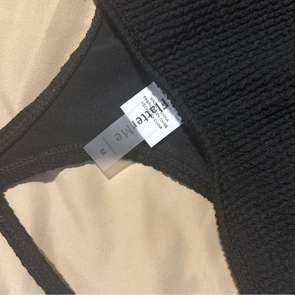 Flatter Me ring linked cut out one piece - Picture 13 of 15